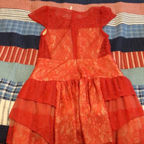 dress - Picture 2 of 5